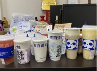 茶百道在2023记者节送来一杯温暖的时尚热饮