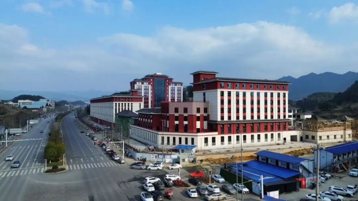 酒消息：君典总部基地落成揭牌2026年君典酒业发展战略峰会举行